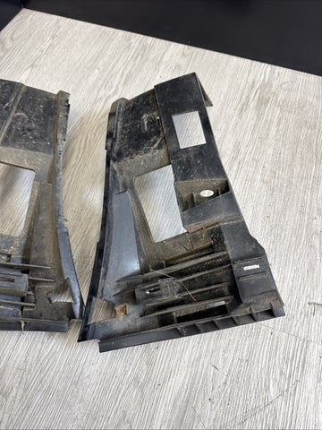 01-06 BMW E46 M3 FRONT BUMPER COVER GUARDS BRACKETS 2695247