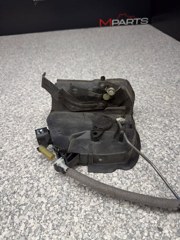 00-06 BMW E46 330Ci M3 Right Passenger Door Lock Hatch Actuator OEM 7011250