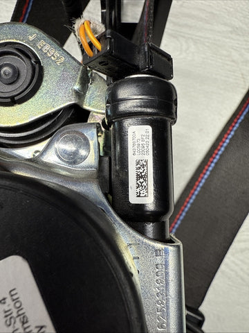 BMW 21-26 G80 G82 M3 M4 Front Right Seat Belt Seatbelt 72118097752