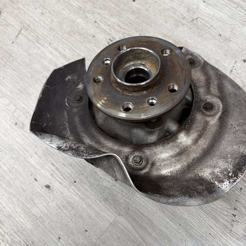 BMW X3M F97 20-24 LEFT DRIVER REAR SPINDLE KNUCKLE HUB BEARING OEM *Notes*