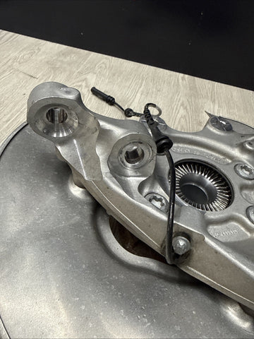 21-26 BMW G80 G82 G83 G87 M2 M3 M4 Rear Suspension Left Knuckle Spindle Hub