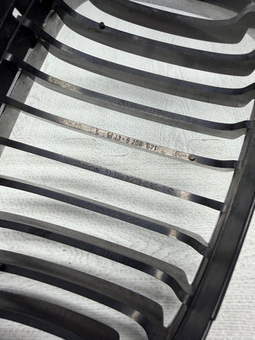 BMW OEM 01-06 E46 M3 Front Kidney Grilles Chrome 51138208685 51138208686