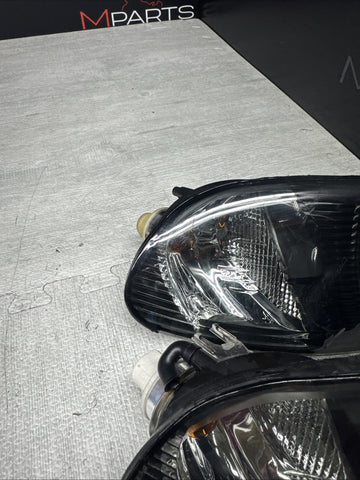 Depo 02-06 BMW E46 325ci 330ci M3 2dr Smoked Corner Lights