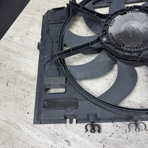 BMW E90 E92 E93 M3 08-13 ENGINE RADIATOR COOLING FAN & SHROUD OEM 2283621 *Notes