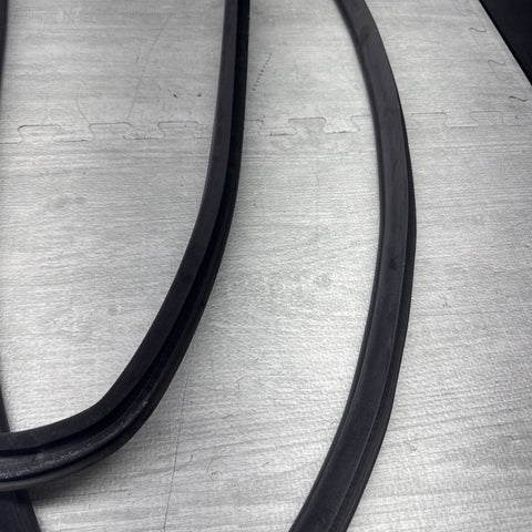 01-06 BMW E46 M3 Rear Vent Quarter Glass Window Seal Gasket Weatherstrip Set OEM