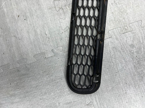 Genuine BMW 3-Series E92 E93 M3 LCI Rear Bumper Center Grill 8040877 OEM