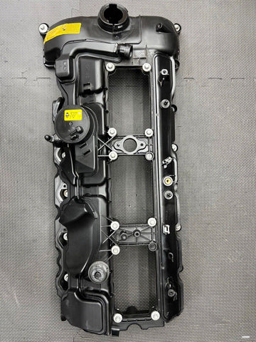 15-20 OEM BMW F80 F82 F83 F87 M2 M3 M4 S55 Engine Cylinder Head Valve Cover