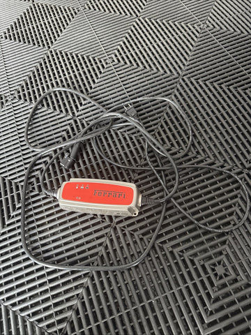 FERRARI 458 F430 612 599 CALIFORNIA BATTERY CHARGER MAINTAINER OEM