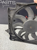 15-20 OEM BMW F80 F82 F83 M3 M4 Electric Radiator Cooling Fan w/Shroud *Cracked