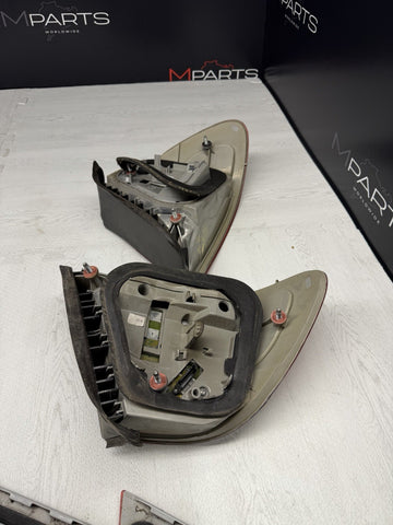 01-06 E46 BMW 330 M3 COUPE REAR LED TAIL LIGHTS 6937454 LED *Notes*