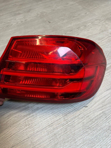 14-17 OEM BMW F32 F33 F36 F82 F83 M4 Rear Right Passenger Side Outer Tail Light