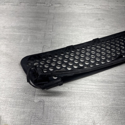 BMW E46 M3 2000-2006 Hood Grille Vent Grill OEM 51132694723 *Notes*
