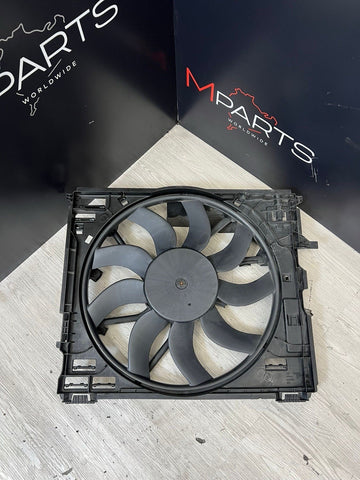 BMW 15-20 F80 F82 F83 M3 M4 Engine Cooling Fan Assembly OEM 2284887