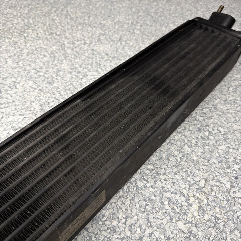 08-13 OEM BMW E90 E92 E93 M3 S65 Engine Oil Cooler 2284075