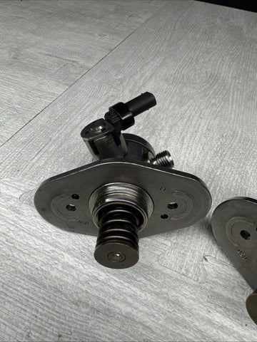 OEM BMW F90 M5 M8 Competition S63TU HPFP High Pressure Fuel Pumps 13517852361