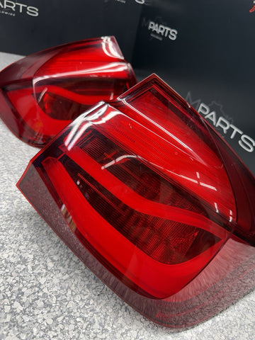 15-18 BMW F30 320 330 F80 M3 LCI Rear Tail Lights Taillights Set OEM