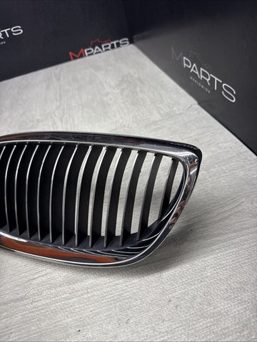 08-13 BMW E90 E92 E93 M3 Front Kidney Grille Left Chrome / Chrome Fins OEM