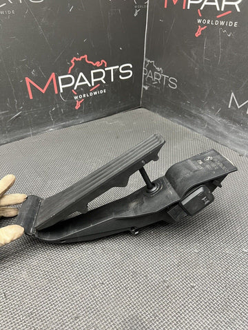 Manual Accelerator Pedal Module 01-06 BMW E46 E38 E39 E53