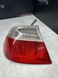 01-06 E46 BMW 330 M3 CONVERTIBLE REAR LED TAIL LIGHT DRIVER 6937453 *Notes*