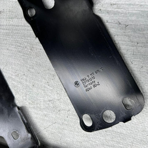 BMW E90 E92 E84 LEFT & RIGHT LOWER BRACKET RADIATOR SUPPORT OEM 7154546 7117811