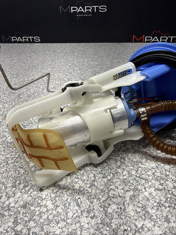 01-06 BMW E46 M3 S54 Engine Main Right Fuel Pump