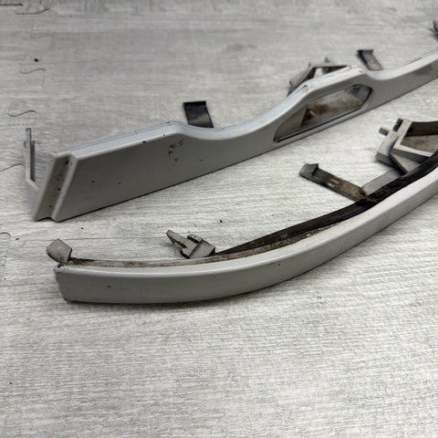 BMW E46 M3 01-06 FRONT RIGHT LEFT HEADLIGHT MOLDING PAIR ALPINE WHITE *Notes*
