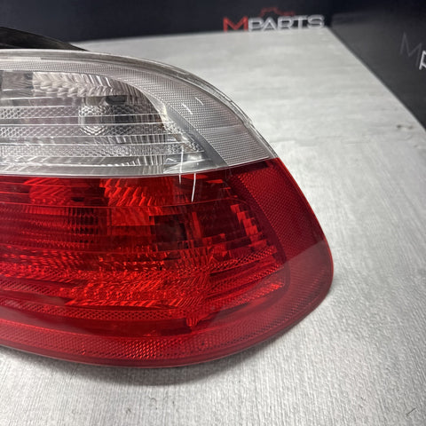 BMW E46 M3 01-03 CONVERTIBLE TAIL LIGHT LAMP RIGHT PASSENGER OEM