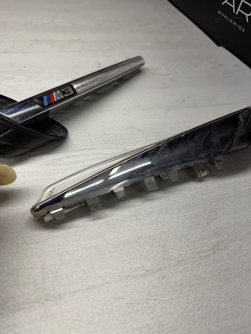 08-13 BMW E92 E93 M3 Left and Right Fender Vent Grille Turn Signal Pair OEM