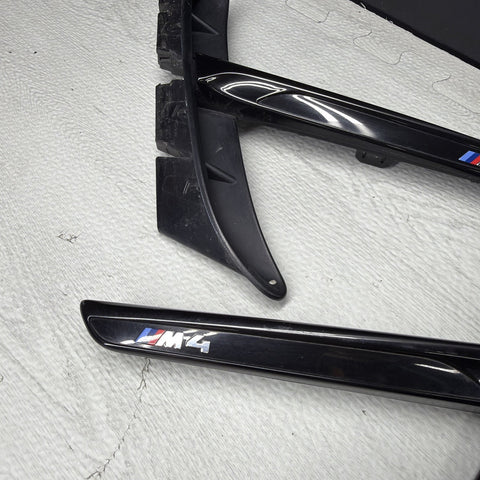 2014–2020 BMW M4 F82 F83 Left Right Fender Side Vent Grills OEM Gloss Black