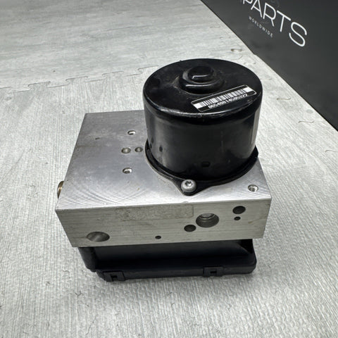 01-02 BMW E46 M3 DSC ABS Stability Anti-Lock Brake Pump Module 34.51-2229801