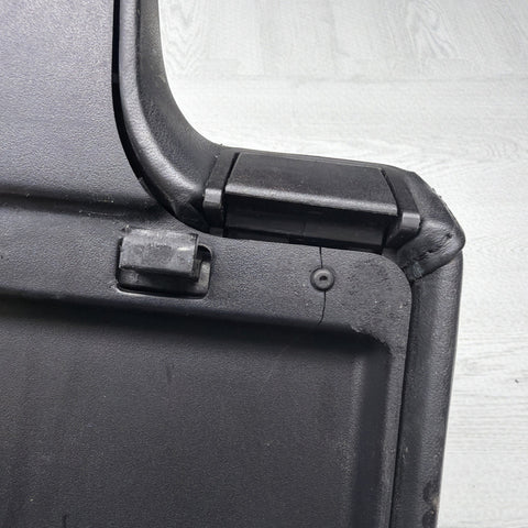 01-06 BMW E46 M3 Center Console Armrest Arm Rest Black Leather *Notes*