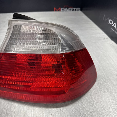 BMW E46 M3 01-03 CONVERTIBLE TAIL LIGHT LAMP RIGHT PASSENGER OEM