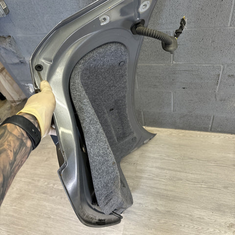 (PICKUP ONLY) 09-11 BMW E90 M3 Sedan Rear Trunk Deck Lid Space Grey LCI OEM