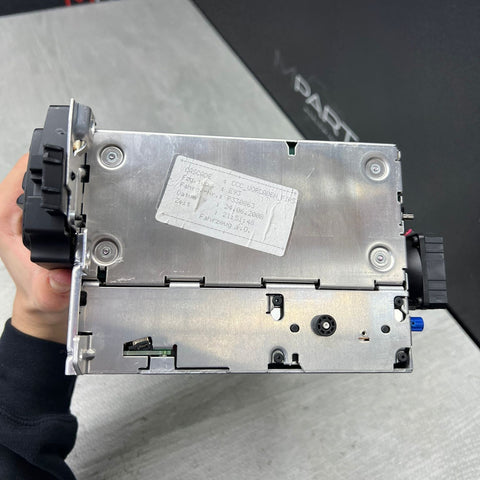 2008–2013 BMW 3 Series E90/E92/E93 Radio Navigation Head Unit OEM 9185537-01