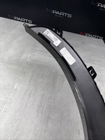 20-25 BMW F96 X6M REAR LEFT QUARTER WHEEL FLARE MOLDING OEM DRAVIT GREY