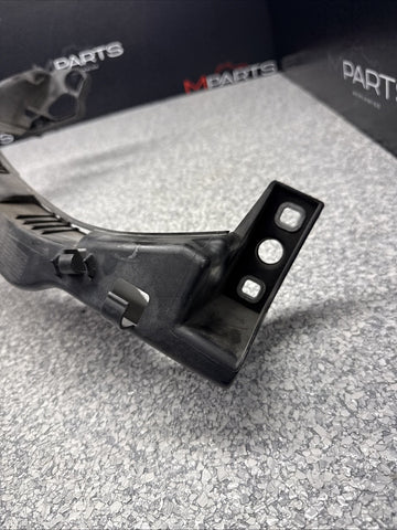 BMW 08-13 E90 E92 E93 M3 RIGHT FRONT HEADLIGHT BRACKET 51648040552 8040552