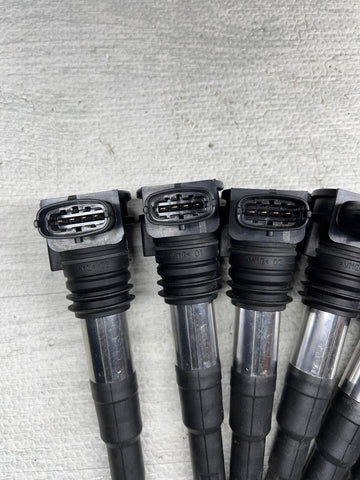 15-19 Ferrari 488 Spider 2017 3.9L Engine Ignition Coil Coils Set 8 PCS