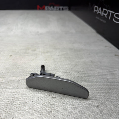 2001–2006 BMW E46 M3 Passenger Headlight Washer Jet Cover Right OEM 8256180 Gray