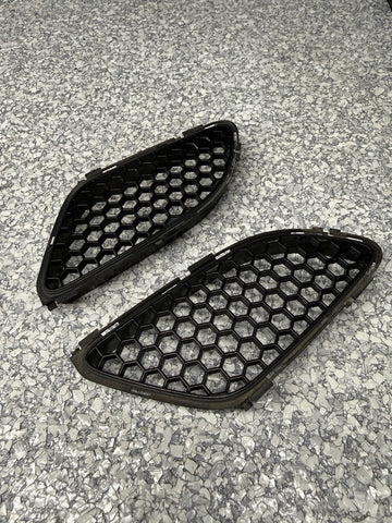 08-13 BMW 3 Series E90 E92 E93 M3 Front Bonnet Grilles Grills OEM 8041985