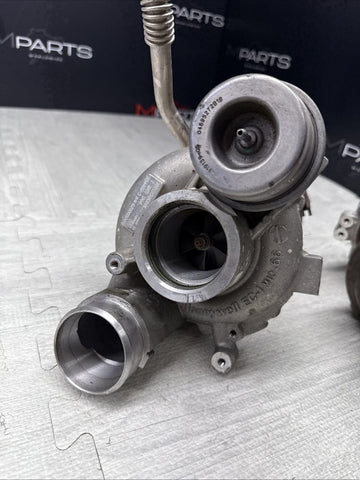 784904402 Turbo Turbos BMW 13-18 F06 F10 F12 F13 M5 M6 X5 X6 F10 F18 11657849044