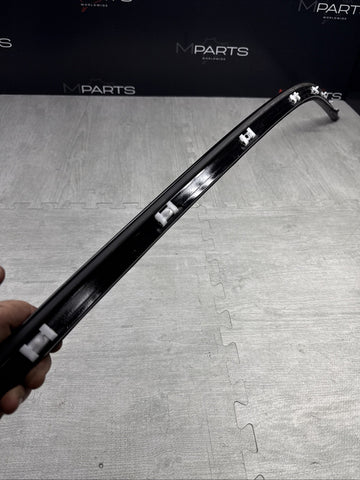 BMW 21-25 G82 M4 Coupe Left Driver Door Over Glass Roof Molding Gloss Black OEM