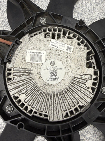 15-20 OEM BMW F80 F82 F83 M3 M4 Electric Radiator Cooling Fan w/Shroud *Crack