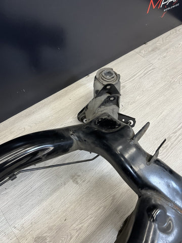 BMW E90 E92 E93 M3 08-13 REAR AXLE CARRIER SUB FRAME CROSSMEMBER CRADLE