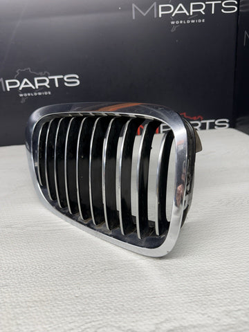 BMW 01-06 E46 M3 Front Right Passenger Kidney Grille Chrome OEM 51138208686