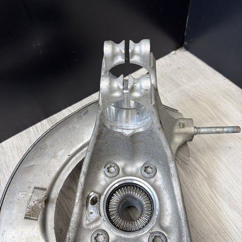 BMW G80 G82 G83 M3 M4 AWD Right Passenger Front Knuckle Hub Spindle Suspension