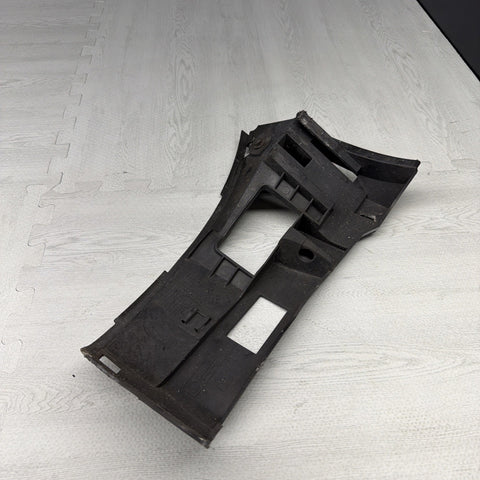 01-06 BMW E46 M3 FRONT BUMPER COVER GUARD BRACKET LEFT DRIVER 2695247