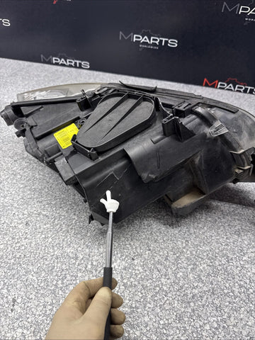 BMW E90 E92 E93 M3 Driver Left Xenon Adaptive Headlight OEM 63117182517 *Broken