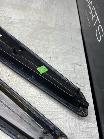 01-06 BMW E46 M3 Convertible Door Arm Rest Armrest Pads Black *2 Broken Tabs