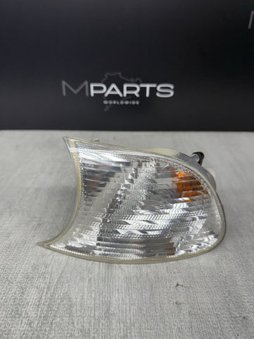 Genuine BMW E46 Cabrio Front Left White Turn Corner Light OEM 63137165857 Used