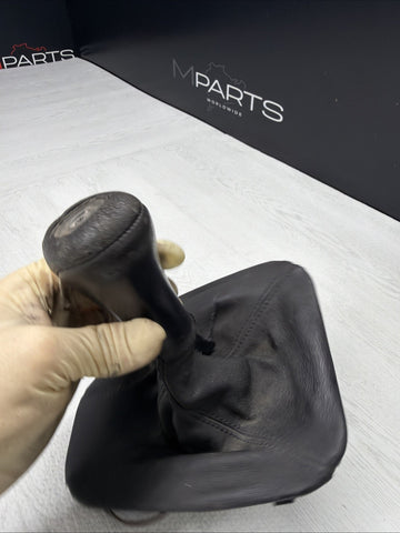 OEM 1999-2003 BMW M5 E39 Shift Knob 6-Speed Manual Shift Leather Boot * Note